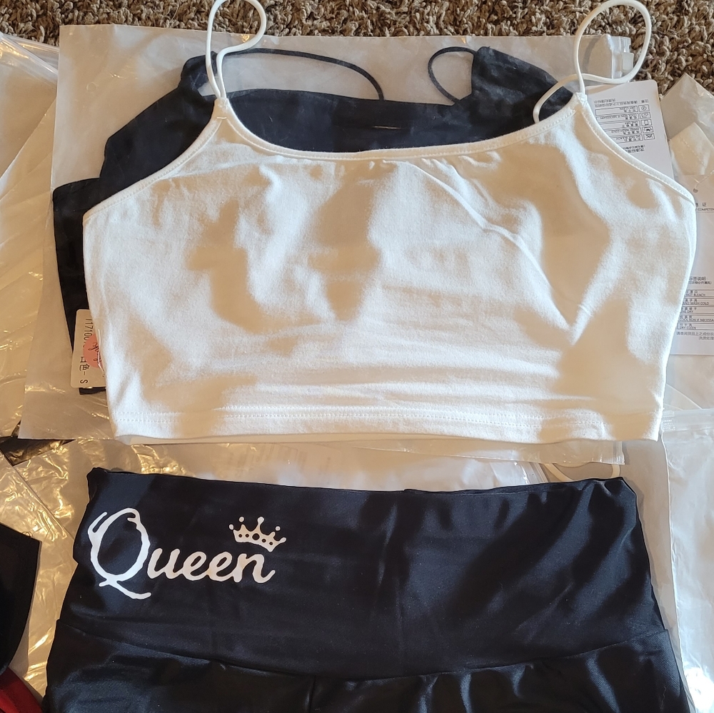 Black/white Spaghetti Strap crop tops! NWT